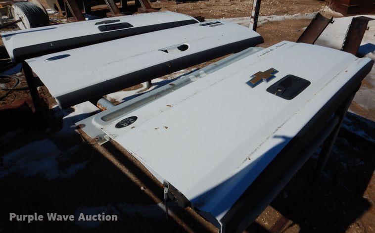 image for item GO9000 (3) pickup truck tailgates