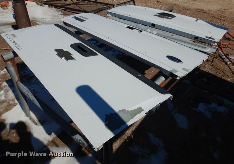 image for item GO9000 (3) pickup truck tailgates