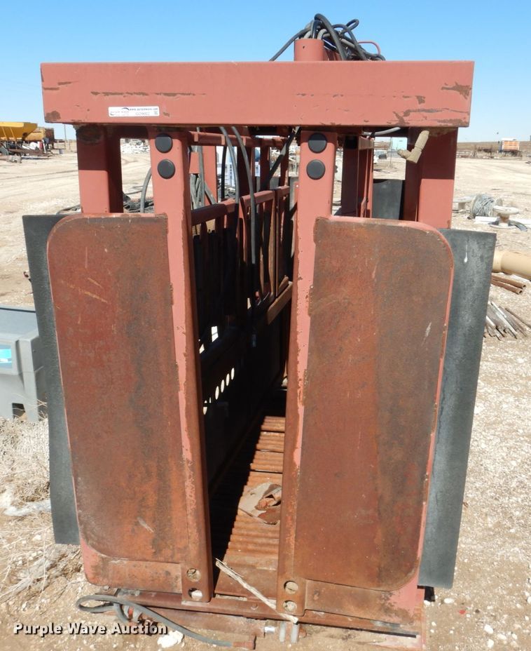 image for item GO9002 Daniel's Ultimate squeeze chute