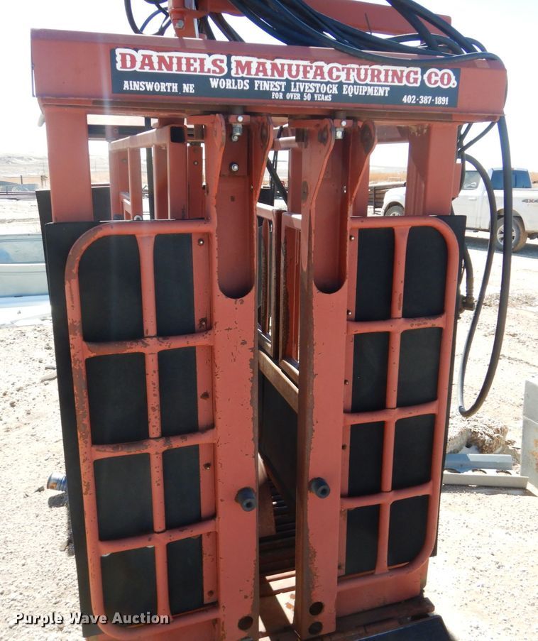 image for item GO9002 Daniel's Ultimate squeeze chute