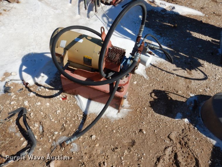 image for item GO9002 Daniel's Ultimate squeeze chute