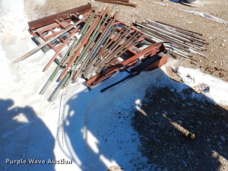 image for item GO9002 Daniel's Ultimate squeeze chute