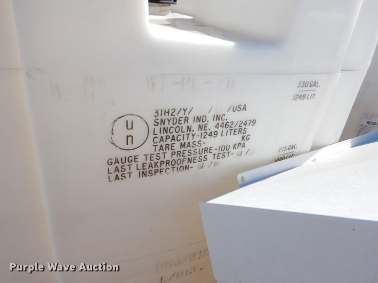 image for item GO9004 Approximately 15 poly shuttle tanks