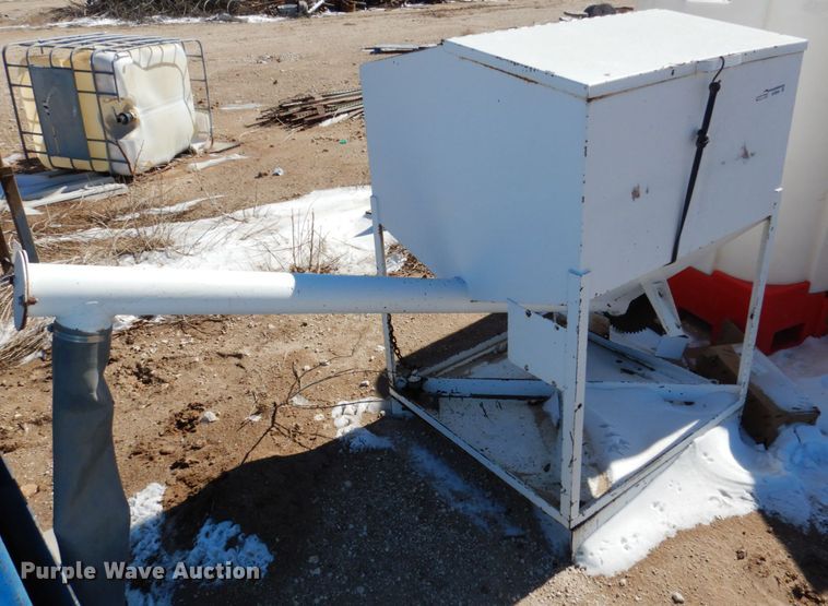 image for item GO9006 Pellet feeder