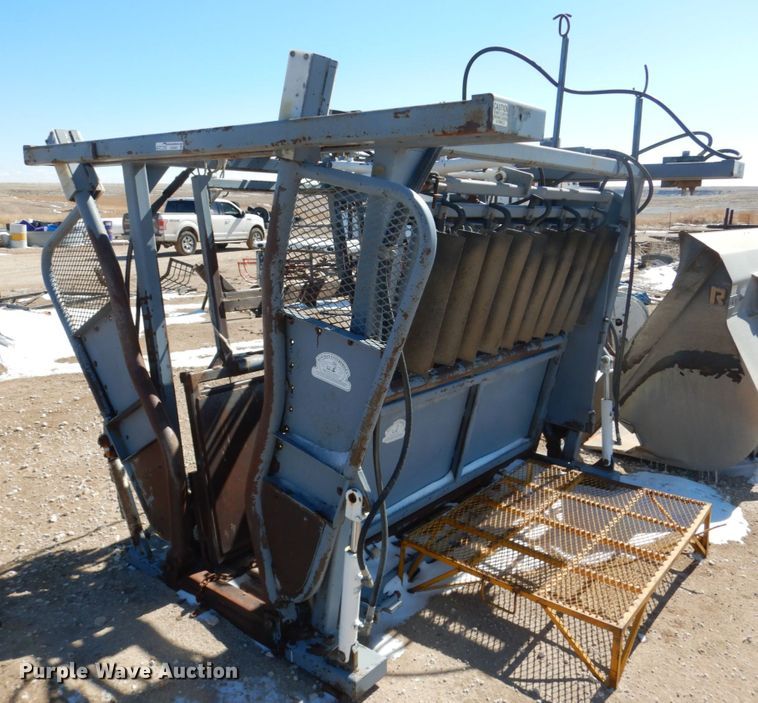 image for item GO9007 Bowman squeeze chute