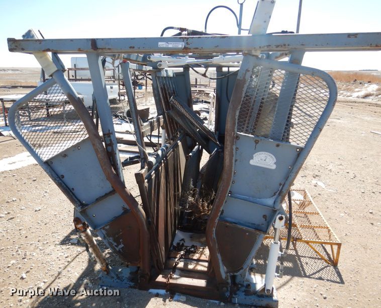 image for item GO9007 Bowman squeeze chute