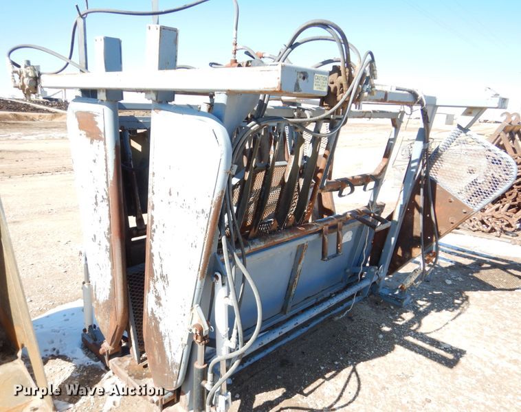 image for item GO9007 Bowman squeeze chute