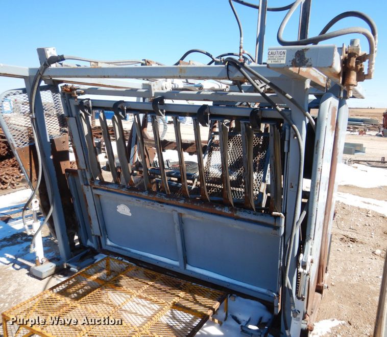 image for item GO9007 Bowman squeeze chute