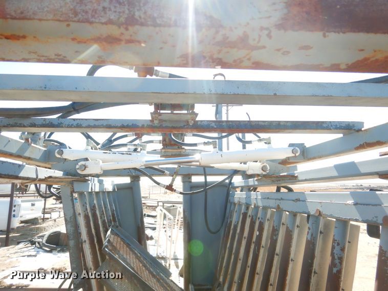 image for item GO9007 Bowman squeeze chute