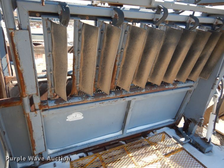 image for item GO9007 Bowman squeeze chute