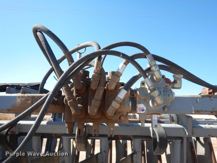 image for item GO9007 Bowman squeeze chute