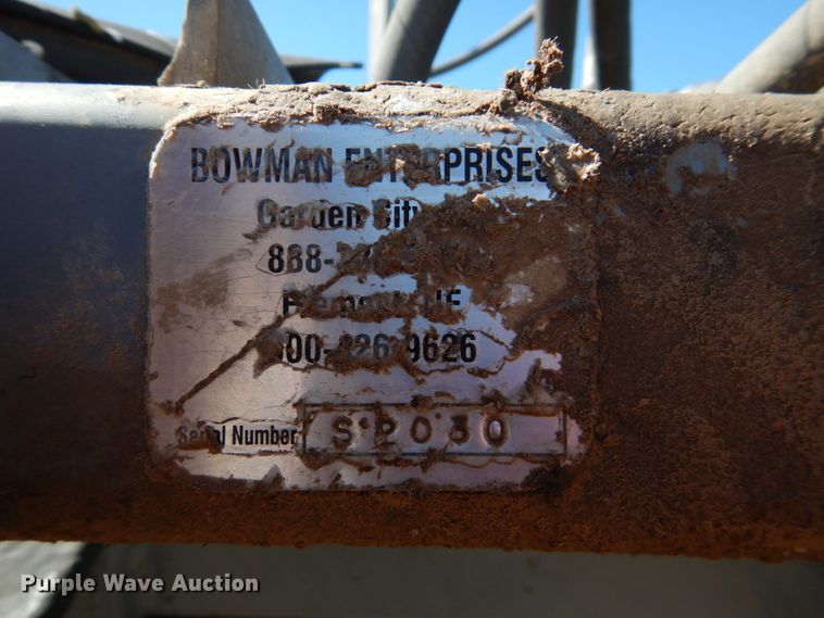 image for item GO9007 Bowman squeeze chute