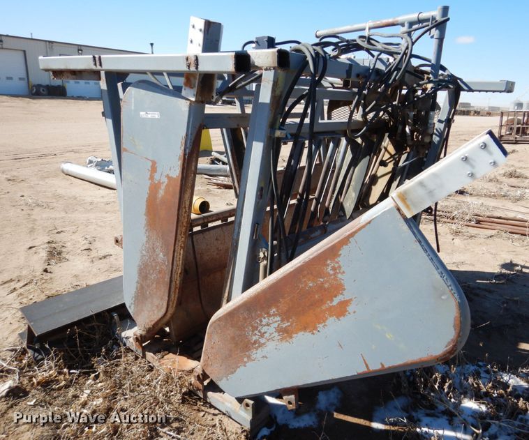 image for item GO9023 Bowman squeeze chute