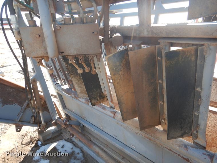 image for item GO9023 Bowman squeeze chute