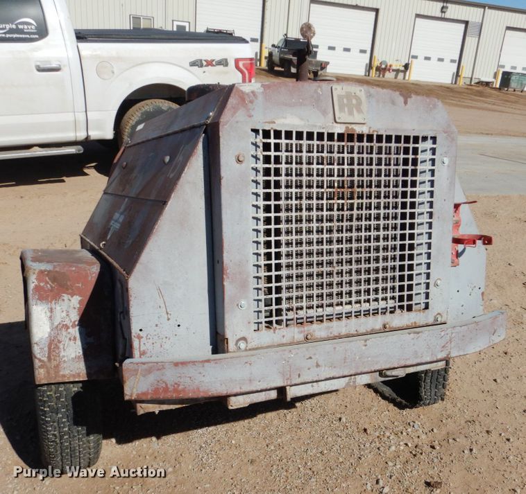 image for item GO9031 Ingersoll Rand air compressor