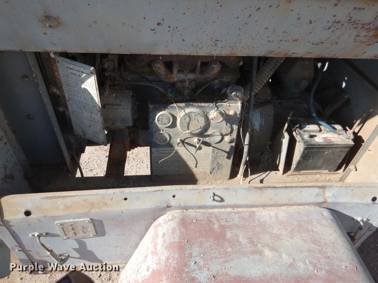 image for item GO9031 Ingersoll Rand air compressor