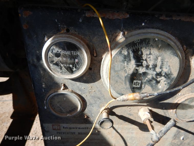 image for item GO9031 Ingersoll Rand air compressor