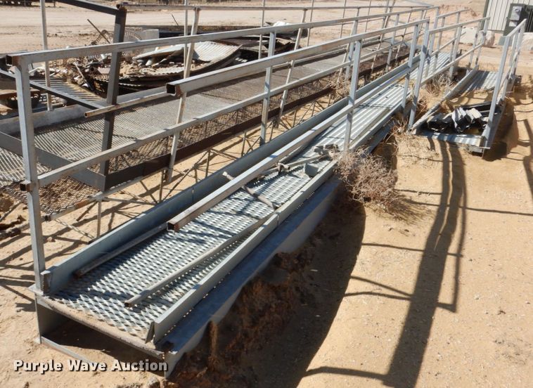 image for item GO9032 (2) catwalk sections