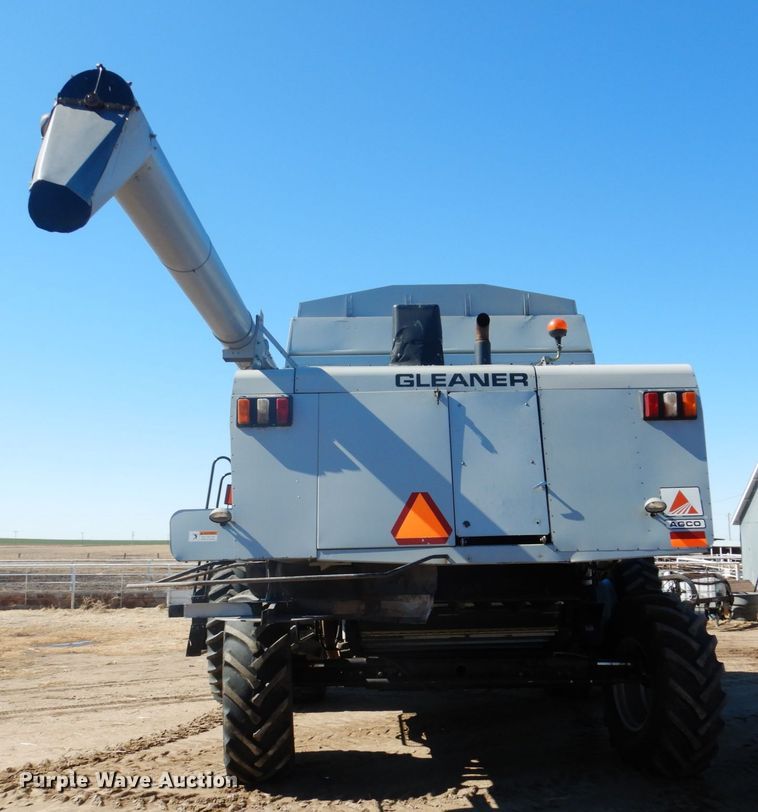 image for item GO9045 2003 Gleaner R75 RWA combine