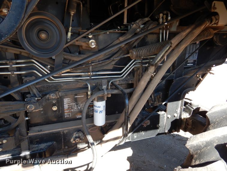 image for item GO9045 2003 Gleaner R75 RWA combine