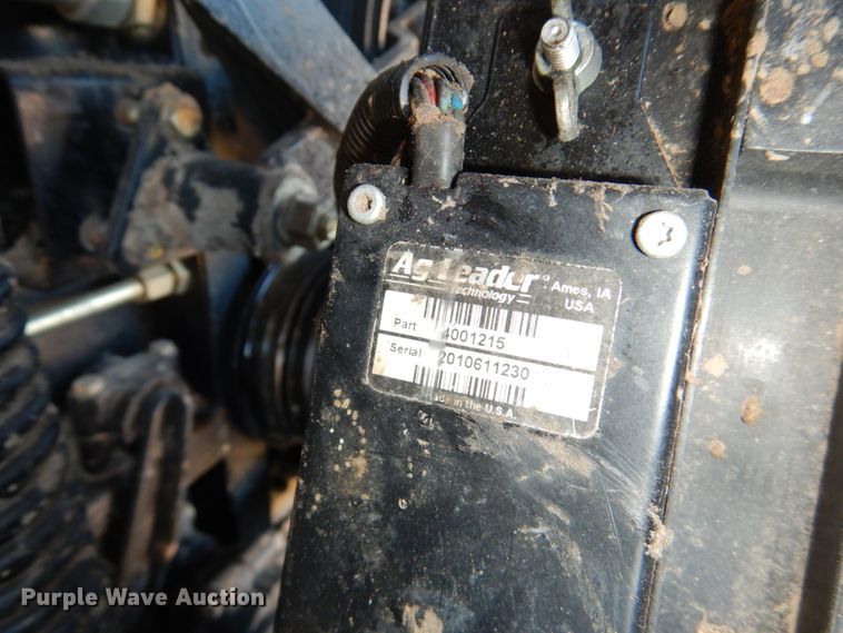 image for item GO9045 2003 Gleaner R75 RWA combine