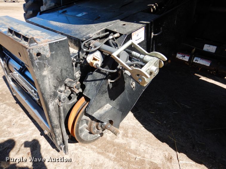 image for item GO9045 2003 Gleaner R75 RWA combine