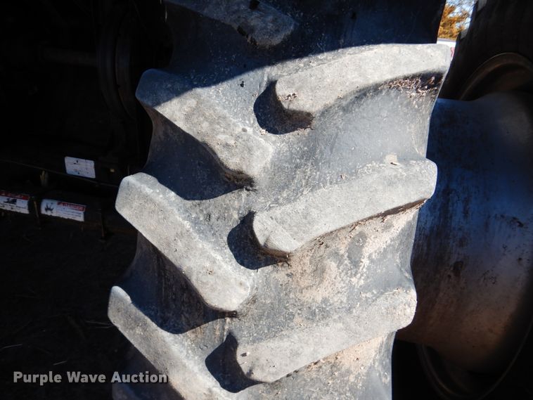 image for item GO9045 2003 Gleaner R75 RWA combine