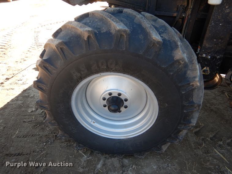 image for item GO9045 2003 Gleaner R75 RWA combine