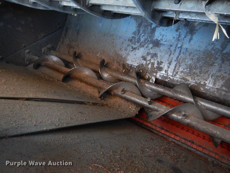 image for item GO9046 1994 Gleaner R72 combine