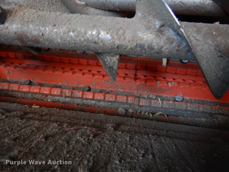 image for item GO9046 1994 Gleaner R72 combine