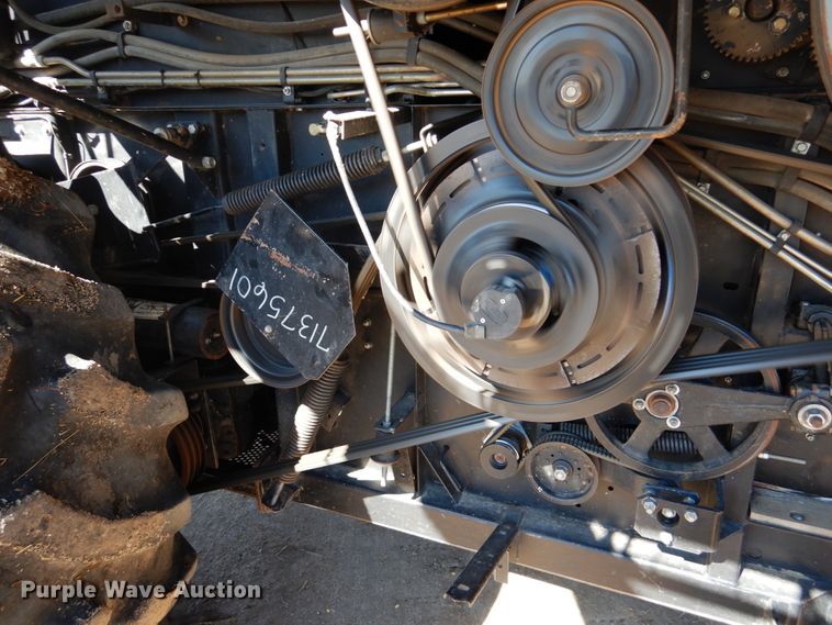 image for item GO9046 1994 Gleaner R72 combine