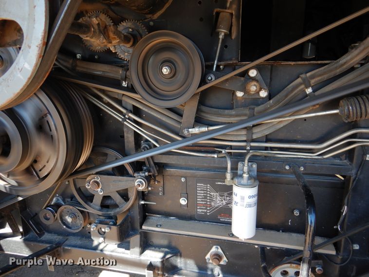 image for item GO9046 1994 Gleaner R72 combine