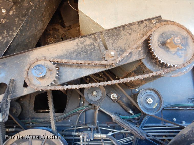 image for item GO9046 1994 Gleaner R72 combine