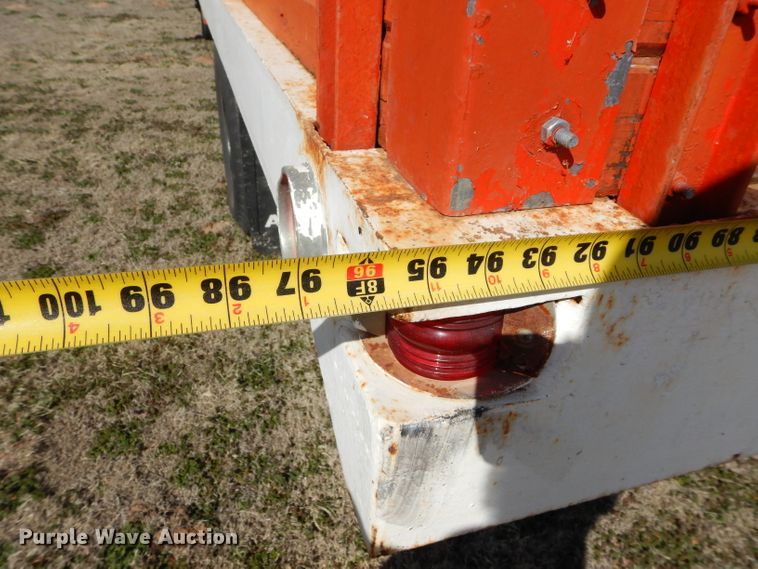 image for item GT9722 1972 Ford F605 grain truck