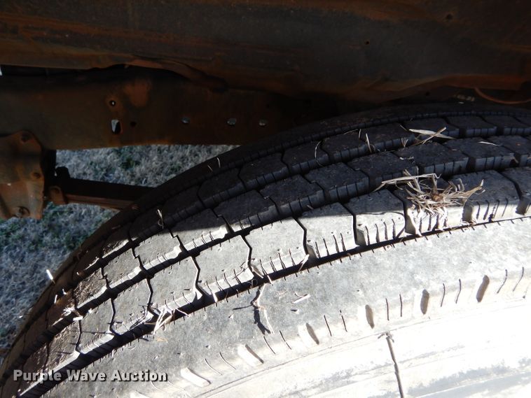 image for item GT9722 1972 Ford F605 grain truck