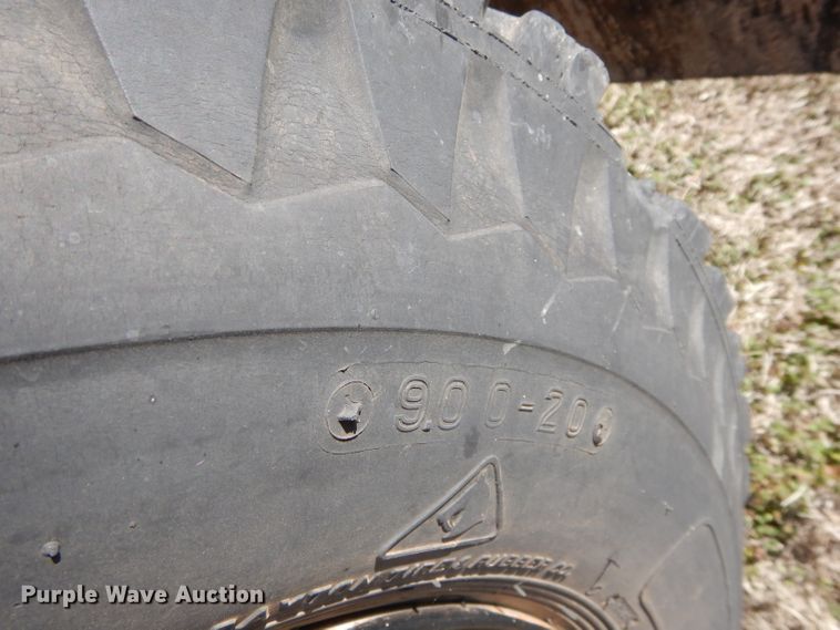 image for item GT9722 1972 Ford F605 grain truck