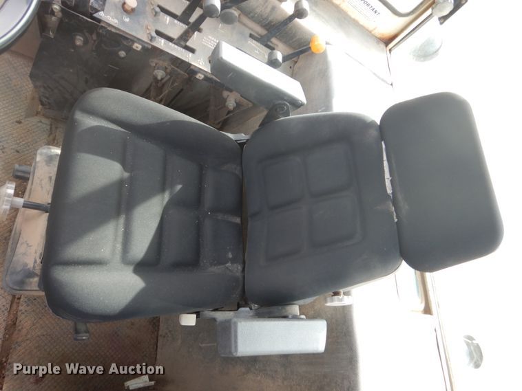 image for item GW9491 Case 2590 tractor