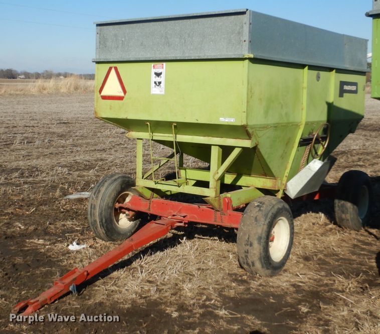 image for item GW9535 Parker J2200 gravity wagon