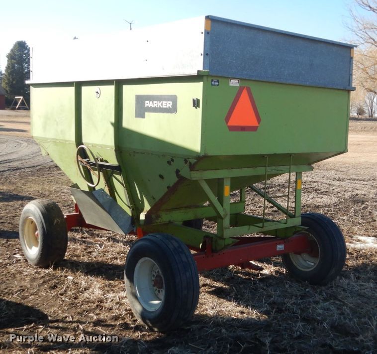 image for item GW9535 Parker J2200 gravity wagon