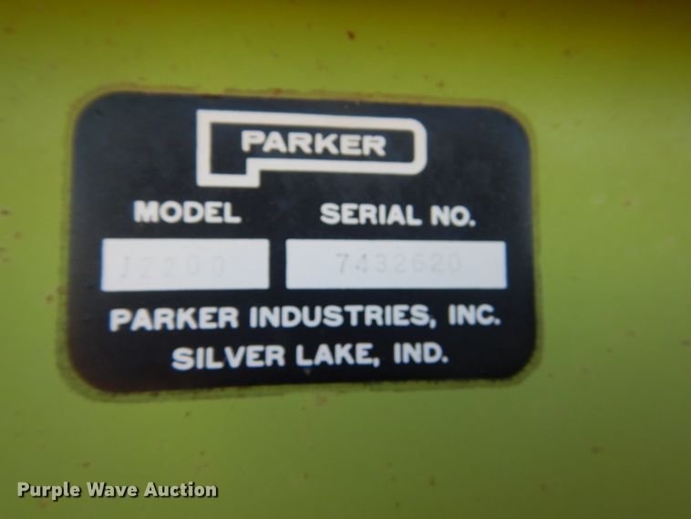 image for item GW9535 Parker J2200 gravity wagon