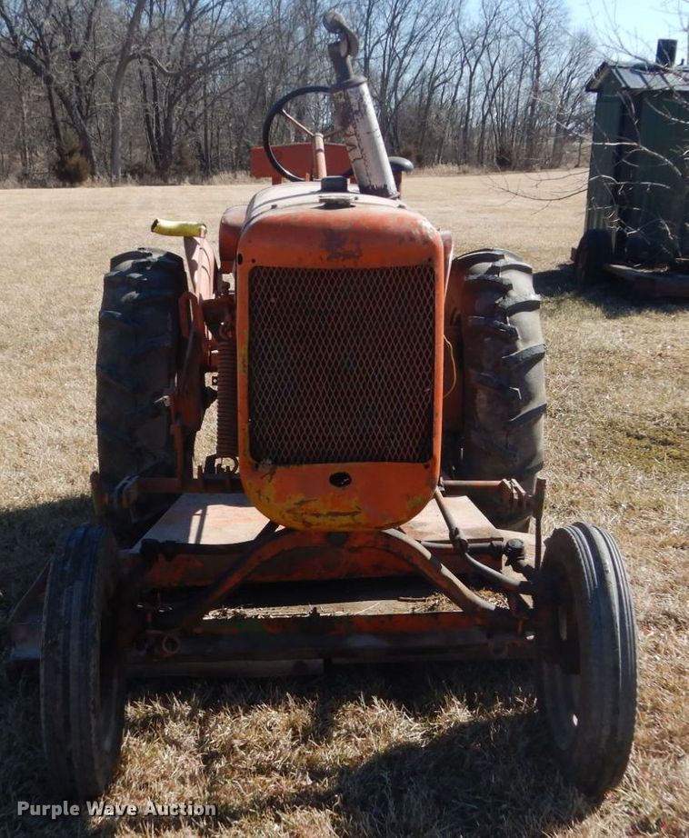 image for item GW9551 Allis Chalmers B tractor