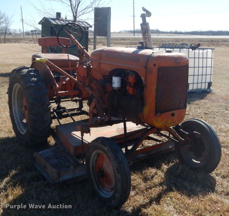 image for item GW9551 Allis Chalmers B tractor