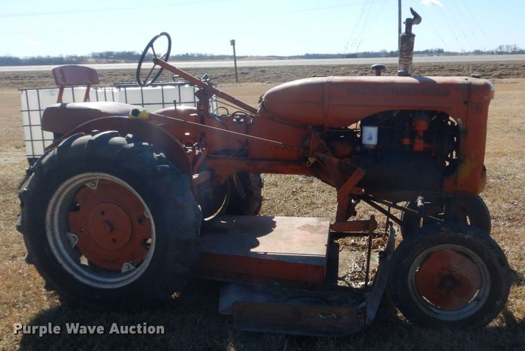 image for item GW9551 Allis Chalmers B tractor