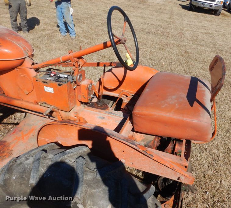 image for item GW9551 Allis Chalmers B tractor
