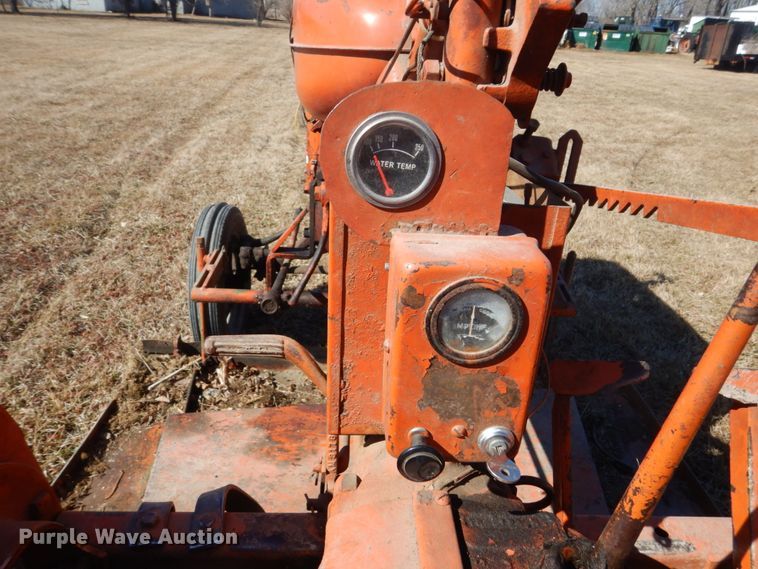 image for item GW9551 Allis Chalmers B tractor