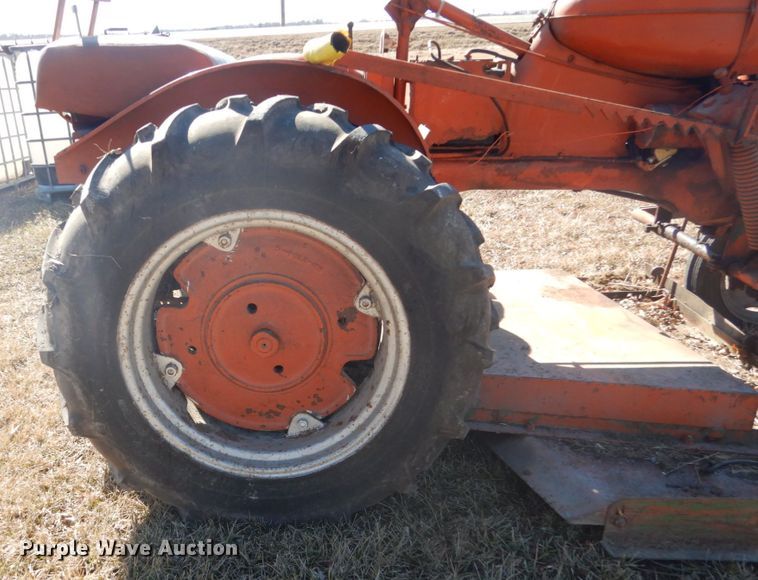 image for item GW9551 Allis Chalmers B tractor