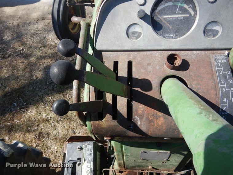 image for item GW9554 John Deere 4020 tractor