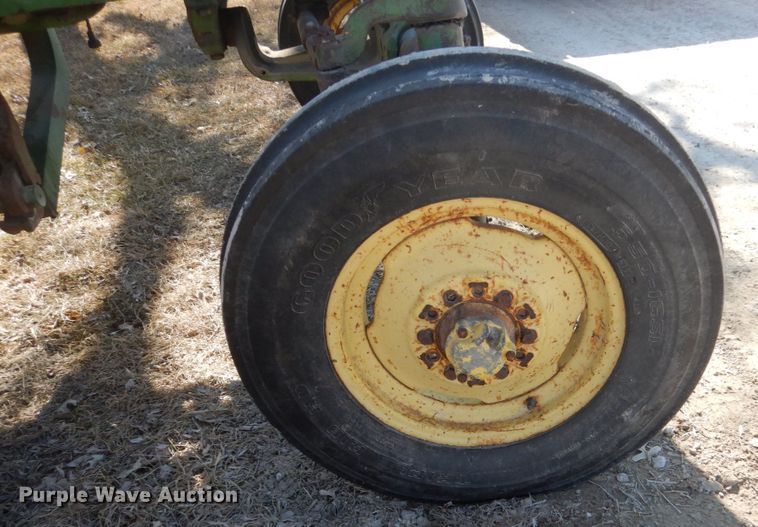 image for item GW9554 John Deere 4020 tractor