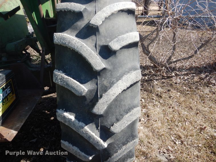 image for item GW9554 John Deere 4020 tractor