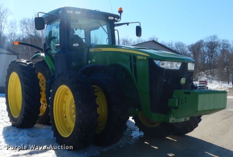 image for item GW9561 2013 John Deere 8310R MFWD tractor